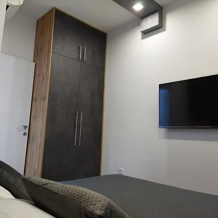 شقة Antea سبليت