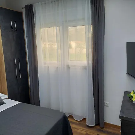 Antea شقة سبليت