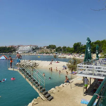 Antea شقة سبليت